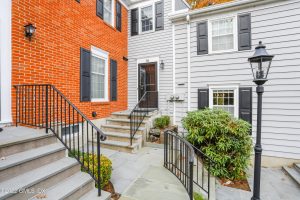 60 Greenwich Hills Drive Greenwich CT