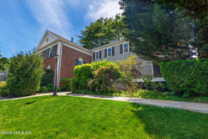 Greenwich Hills unit 14 - Anderson Associates Greenwich Realtors